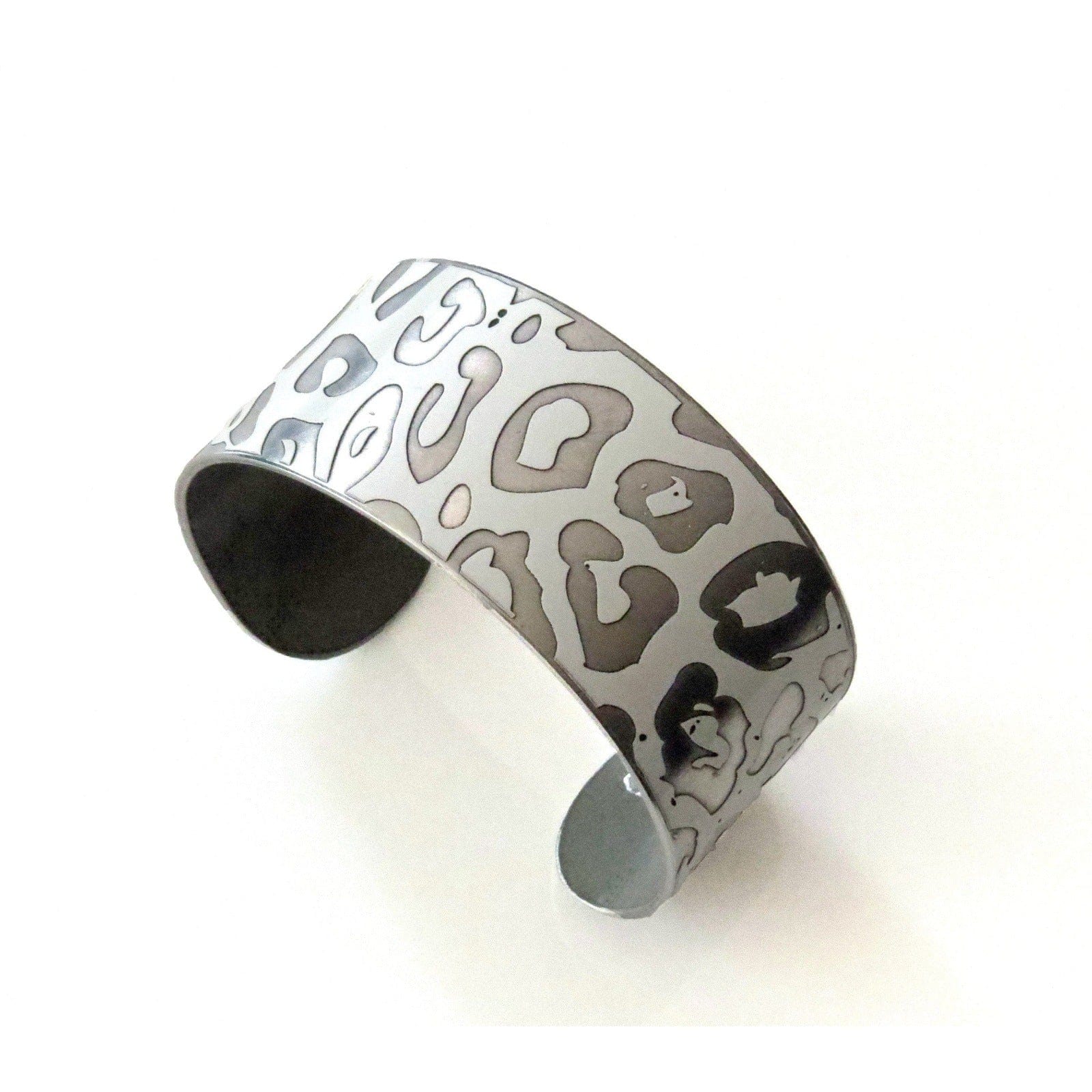 Cuffs - Audi White Leopard Cuff